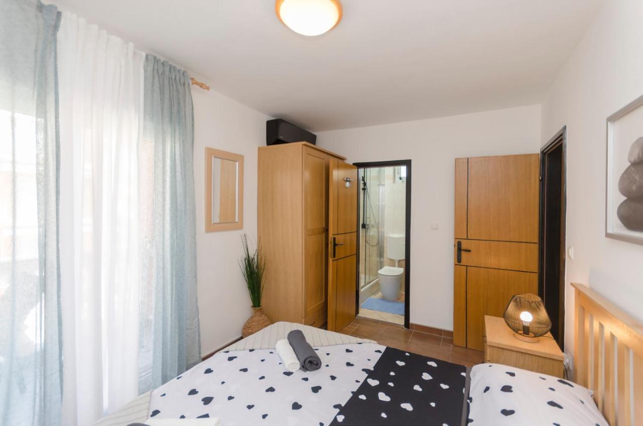 Teras De Vodice Apartment Luaran gambar