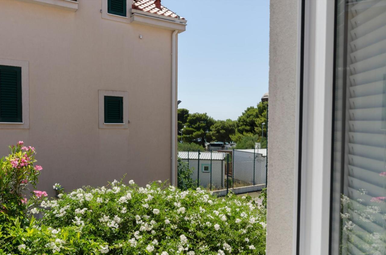 Teras De Vodice Apartment Luaran gambar